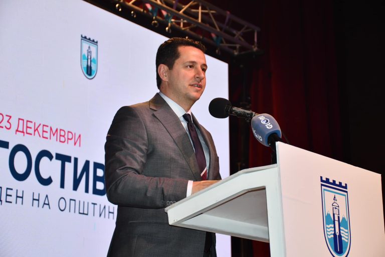 Valbon Limani fillon me realizimin e tre nga 13 projektet me vlerë prej 2.7 milionë euro në Gostivar