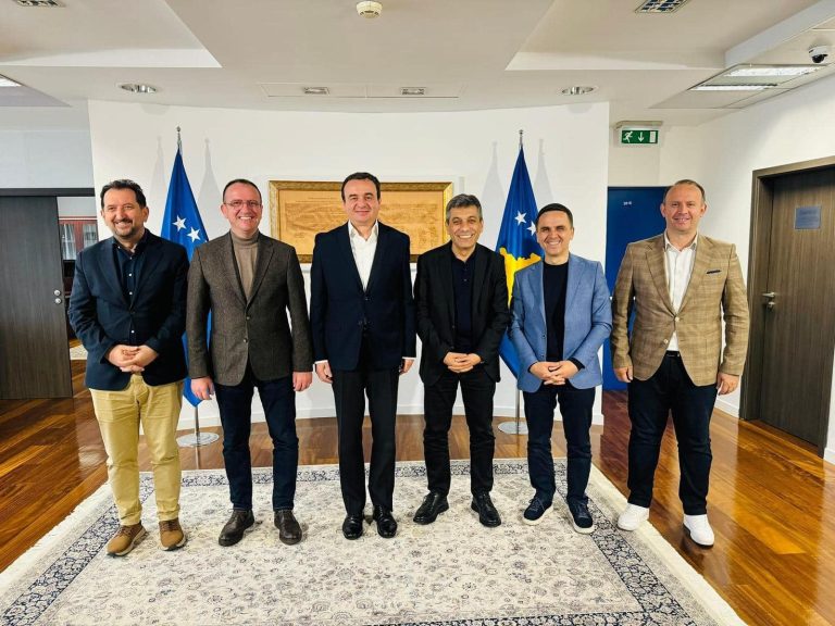 Krerët e VLEN-it, të premten në iftar te Albin Kurti!