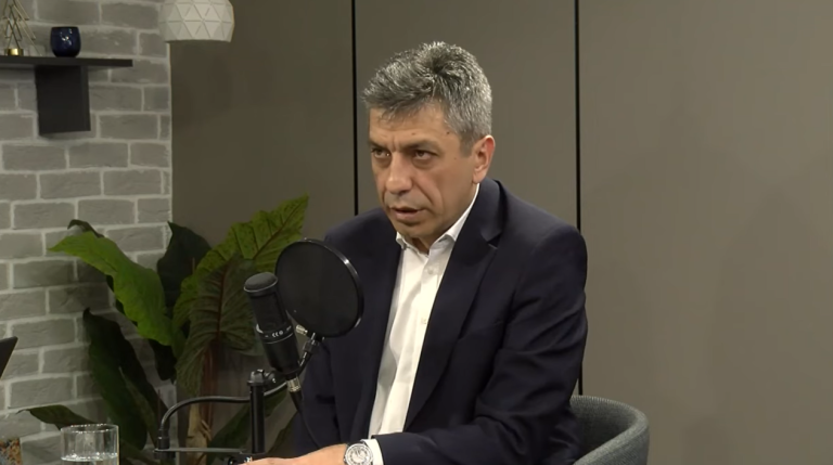 Zv.kryeministri i parë, Izet Mexhiti në “Dialog te Lajmi”, përballë Sefer Tahirit dhe Fejzi Hajdarit