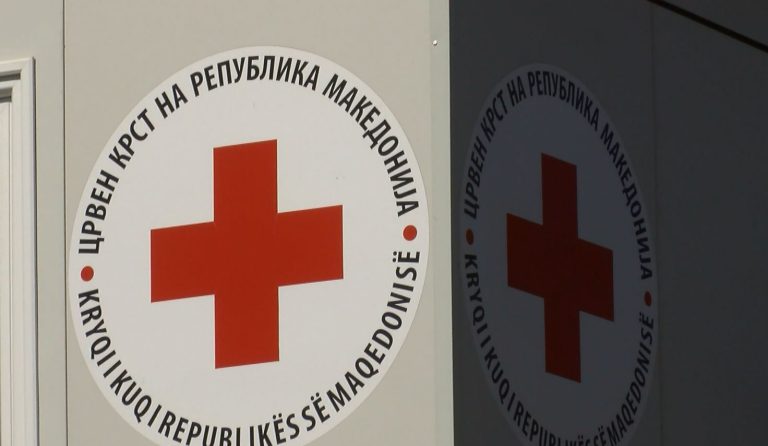 Kryqi i Kuq filloi me pagesë të mjeteve për familjet e personave të vdekur dhe të lënduar në fatkeqësinë në Koçan