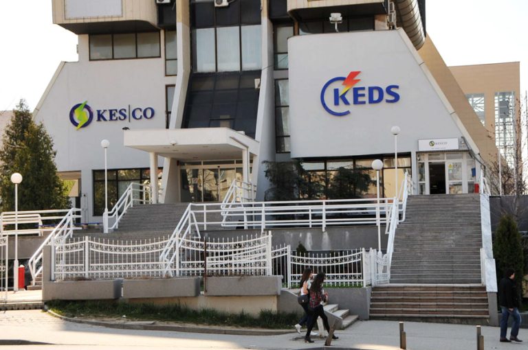 Erërat e forta lënë pa rrymë rajonet e Pejës, Gjakovës e Prizrenit, KEDS: Po punojmë me intensitet të shtuar