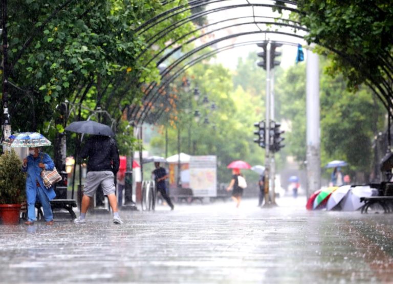 DPHM: Maqedonia rrezikon të përfshihet nga një stuhi e fortë