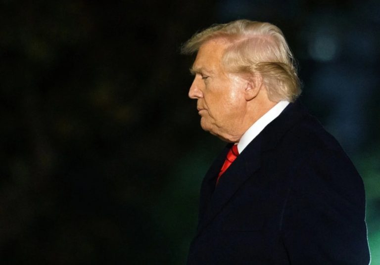 Presidenti Trump kërkon takim urgjent me zyrtarët e lartë për Ukrainën