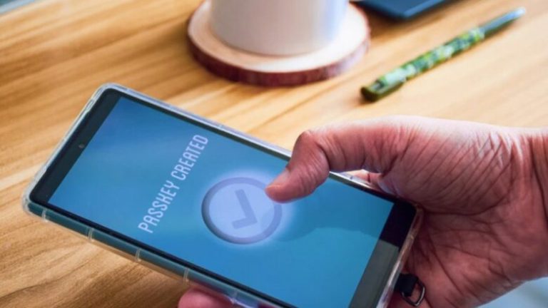 Google po heq dorë nga fjalëkalimet