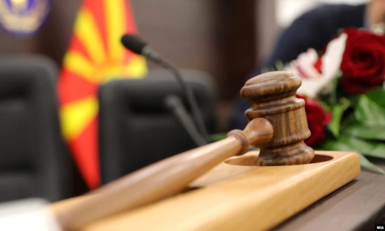 Kërcënoi gjyqtarin, ngritet aktakuzë kundër një personi në Gostivar