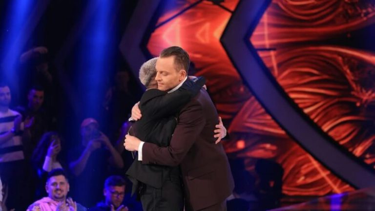 “Urime ditëlindjen nub, shkëlqe gjithmonë”, Gjesti mori një urim të veçantë nga Ledioni