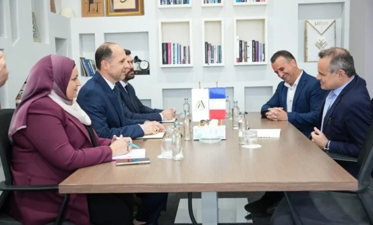 Ibrahimi takon ambasadorin francez në Shkup, Kristof Le Rigoler