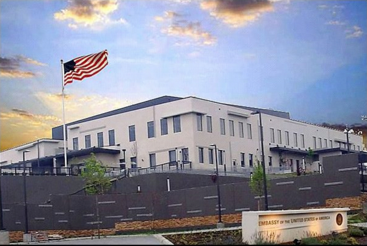 Ambasada e SHBA së në RMV  Përsëri do të fillojë lëshimi i vizave studentore  do të shqyrtohen profilet e aplikantëve në rrjetet sociale