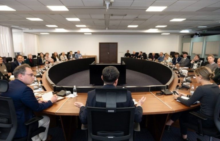 Kurti: Kosova mbetet vendi me rritjen më të lartë ekonomike në rajon