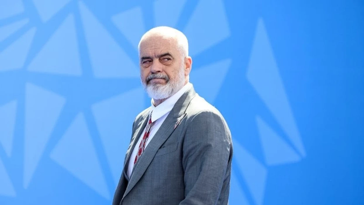 Rama anulon udhëtimin drejt Brukselit