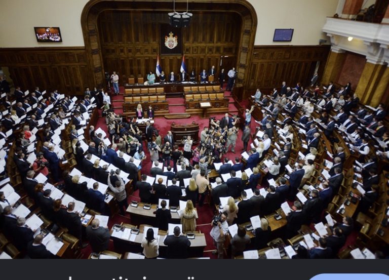 Mbi 50 deputetë opozitarë në Serbi kërkojnë shkarkimin e ministres Paunoviç pas deklaratës për Kosovën