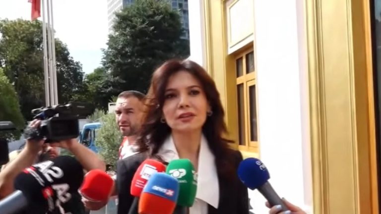 Spiropali mesazh PS-së nga Kuvendi: Duhet të reflektojmë, të dëgjojmë dhe të ofrojmë zgjidhje