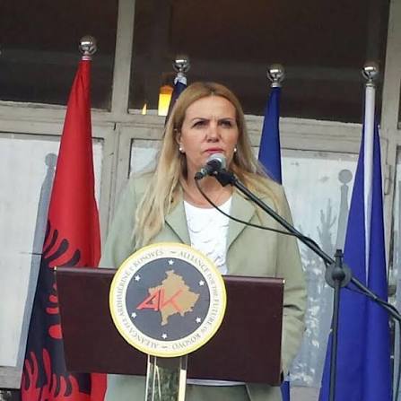 Kadrijaj  Kurti po imponon agjendë politike  nëse nuk mbahet seanca do të ketë pasoja juridike